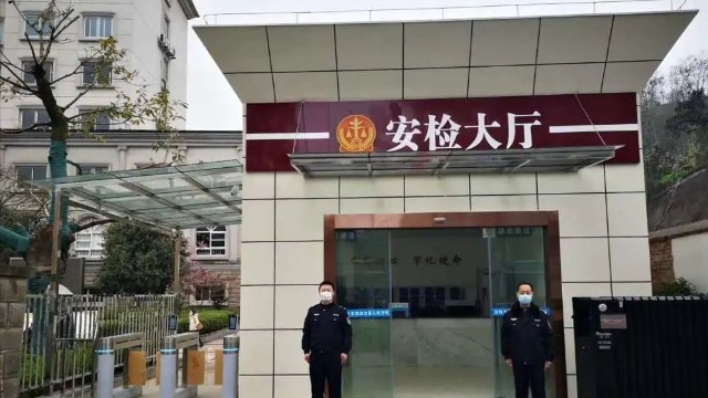 不讓安檢“門難進(jìn)”探天下安檢設(shè)備法院智能安檢系統(tǒng)讓安檢更便捷