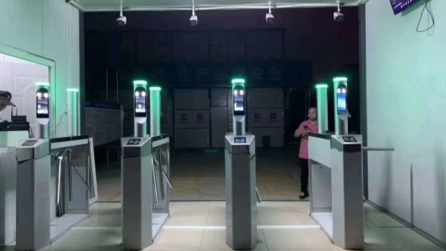 智能安檢門(mén)廠(chǎng)家分享人臉識(shí)別閘機(jī)普遍用在哪些領(lǐng)域？