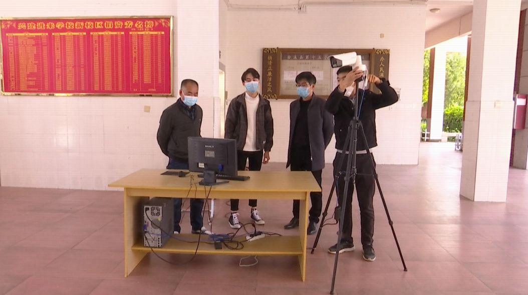 紅外線非接觸測溫儀不到1秒完成多目標(biāo)體溫檢測，助力校園疫情防控