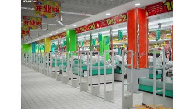 超市安檢門報警“冤枉”好人,業(yè)內(nèi)人士稱安檢門選擇和保養(yǎng)很重要