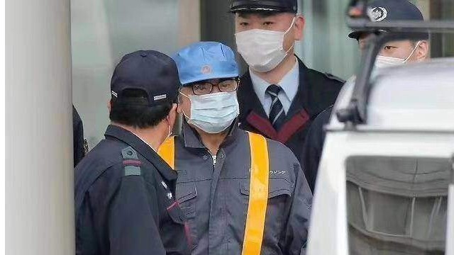 如果卡洛斯戈恩配備了防拆卸電子手環(huán),他能離開日本嗎？