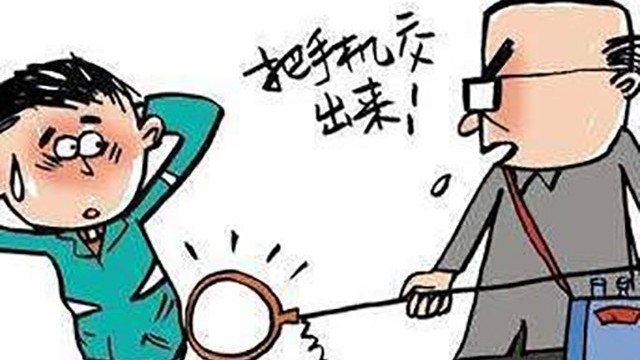 學(xué)校安檢門(mén)